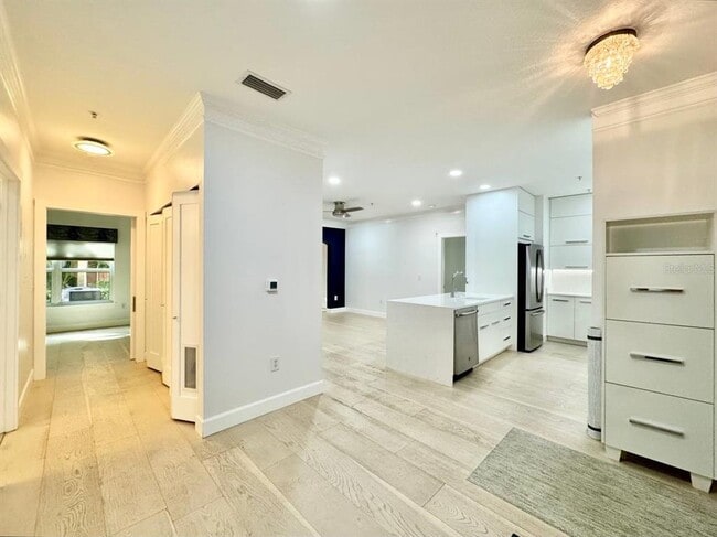 Photo - 4207 S Dale Mabry Hwy Unidad 5110