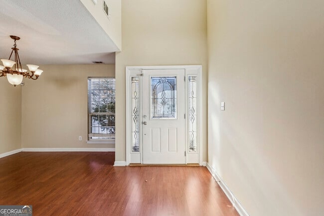 Photo - 3025 Vineyard Way