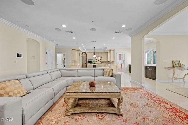 3263 New York Dr