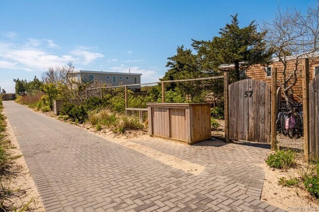 Photo - 57 Juniper Ave