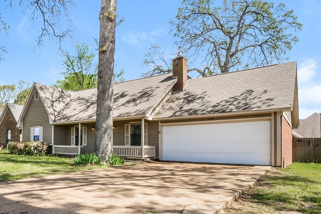 Photo - 7352 Alexander Rd