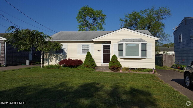 Building Photo - 113 Cornell Ave Rental