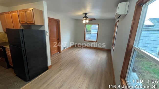 Building Photo - Cozy 1 BD | 1 BA Apartment - Oregon City