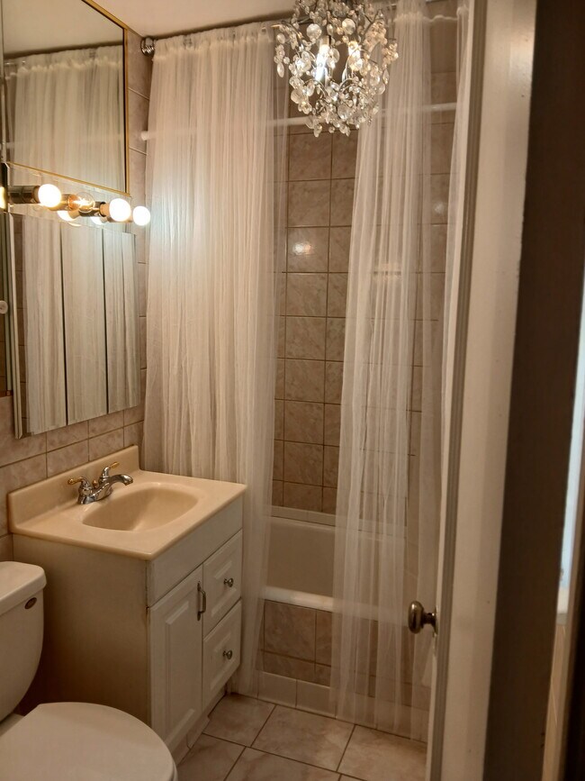 Photo - 6843 S Merrill Ave