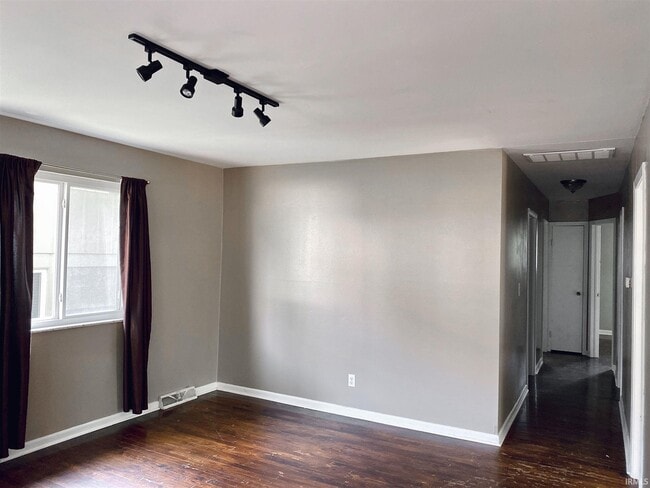 429 N Clark St