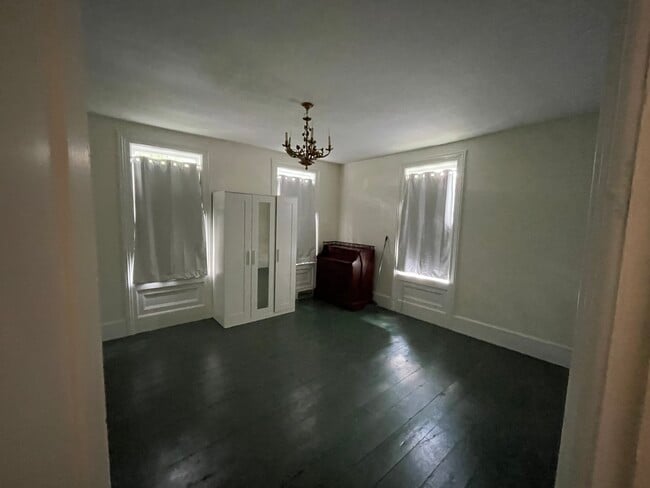 Unit 1 MBR - 24 Leatherstocking St Unit 1st fl