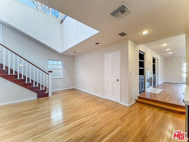 Photo - 2445 22nd St
