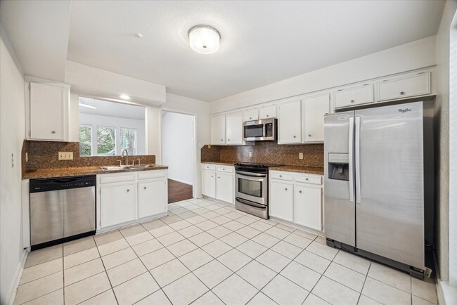 Building Photo - 1864 S Gessner Rd Rental