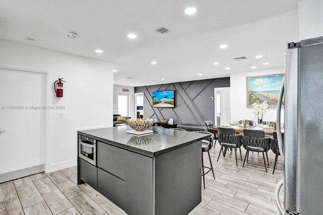 Photo - 1206 Lincoln St