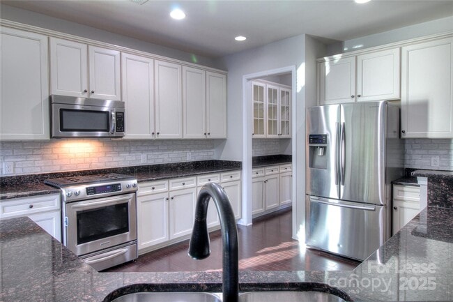 Photo - 1444 Ridgehaven Rd