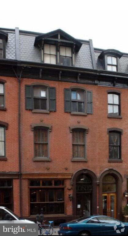 Building Photo - 114 S 20th St Unit 2 REAR Rental