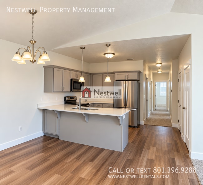 1816 W Eaglewood Dr Unit P303