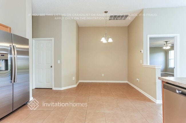 Photo - 10996 Apple Blossom Trail E