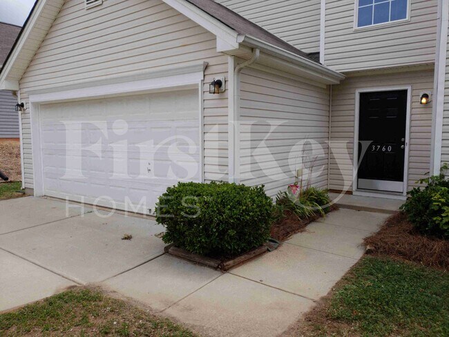 Photo - 3760 Thornaby Cir