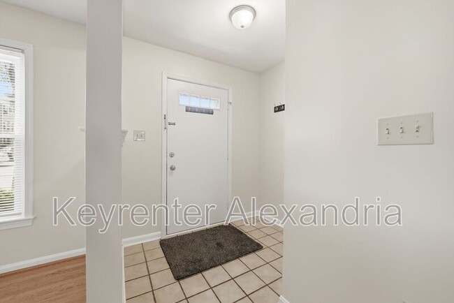 Photo - 8239 Dr Craik Ct