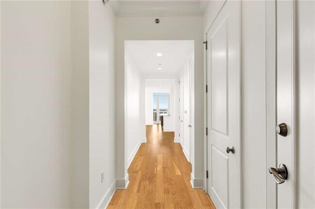 Photo - 3630 Peachtree Rd Unit 1908