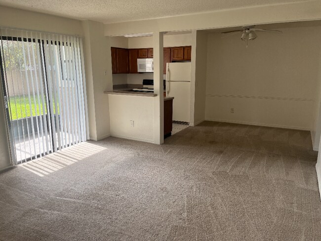 Photo - 3014 Antique Oaks Cir Condo Unit 115