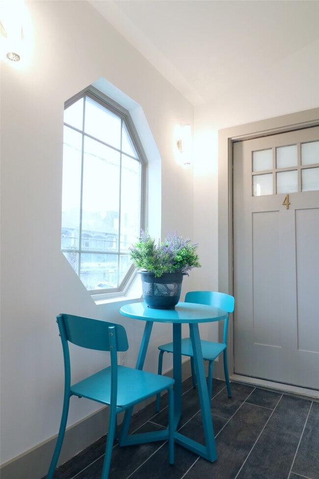 Photo - 1802 Arbor St Unidad E6