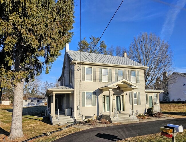 Photo - 461 W Main Ave