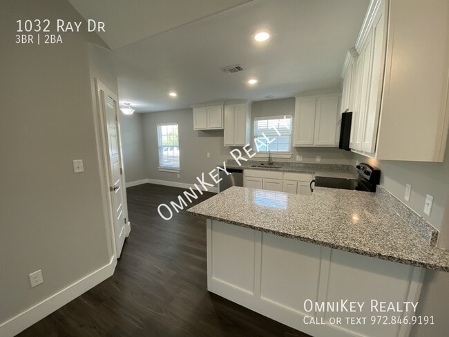 Photo - 1032 Ray Dr
