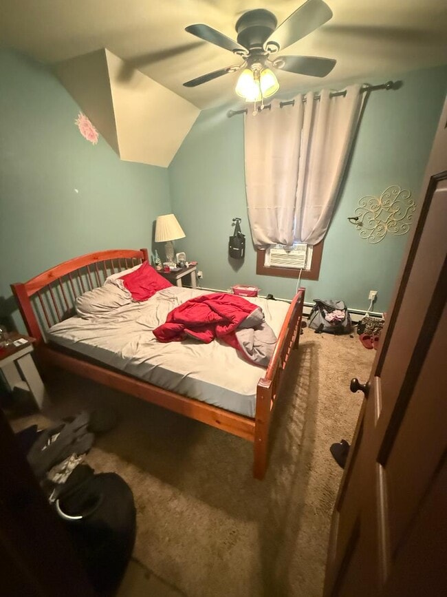 Building Photo - 600 9th Ave