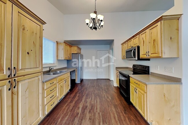 Photo - 3672 Nairn Dr