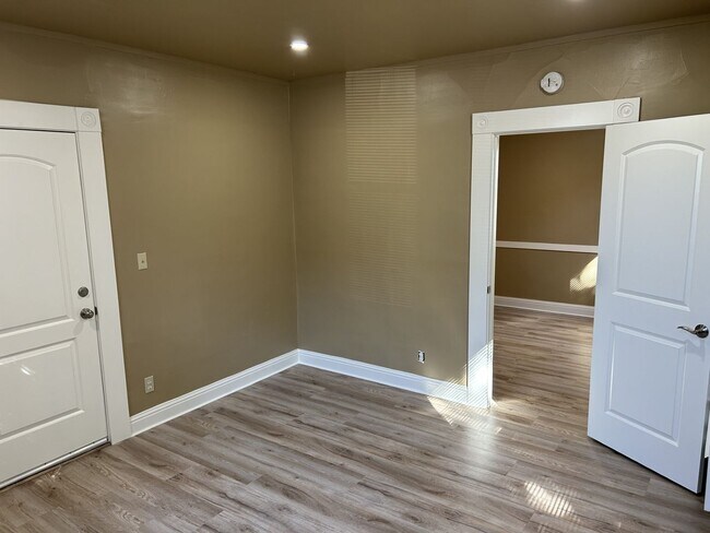 Photo - Charming 1-Bedroom, 1-Bathroom Ground Floo... Unit 1014 C