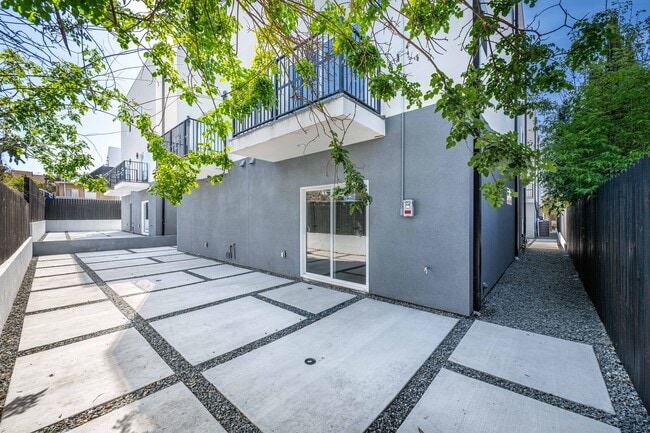 Photo - 644 N Boyle Ave Unidad 644