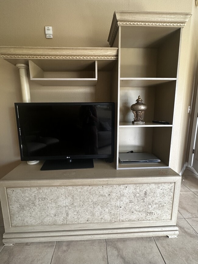 Photo - 8601 Worldquest Blvd