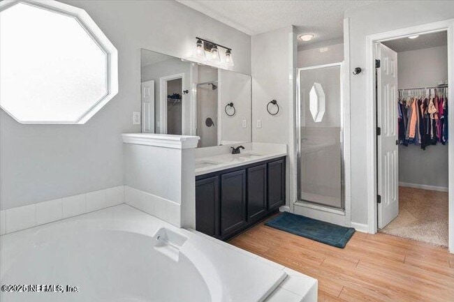 Photo - 2587 Watermill Dr