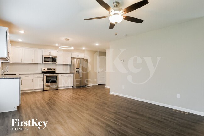 Photo - 5015 N Wheeling Ave