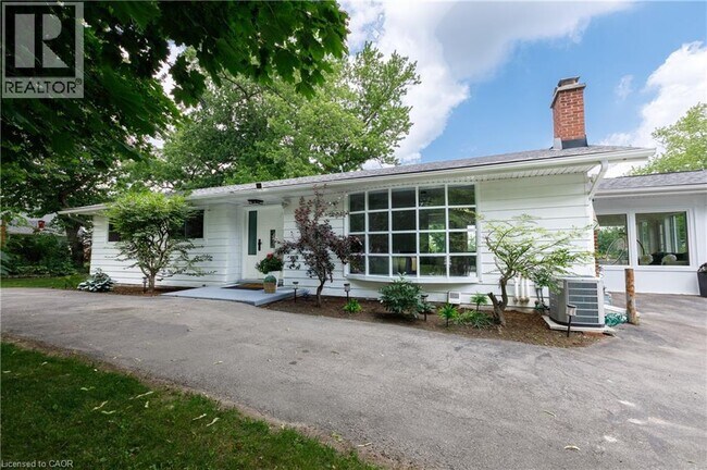 Photo - 176 Riverbank Dr