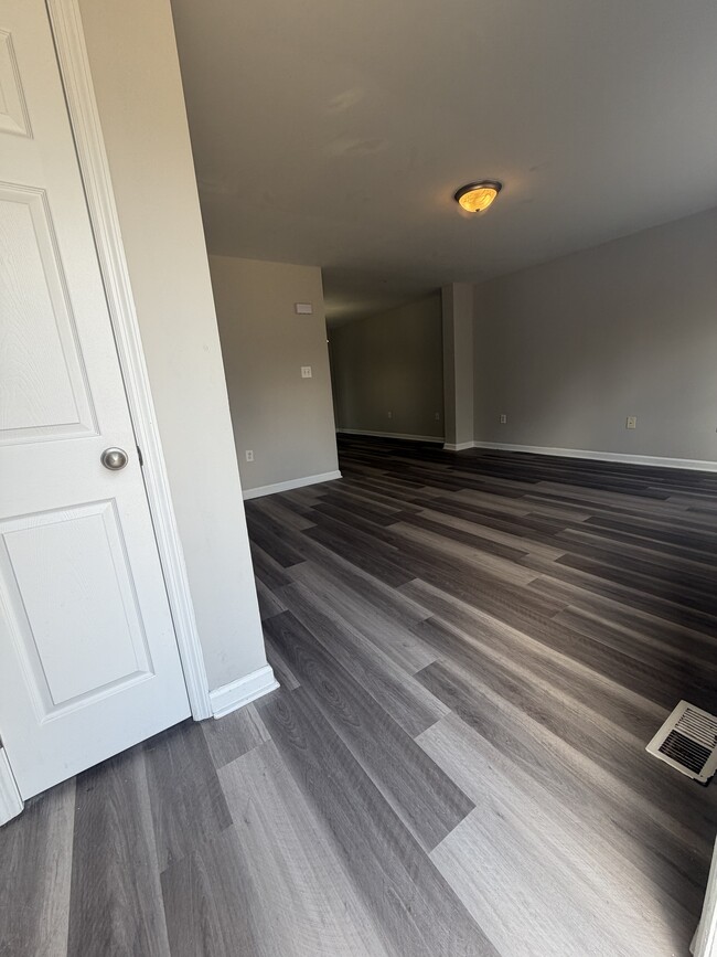 Photo - 1212 Superior Pointe Pl