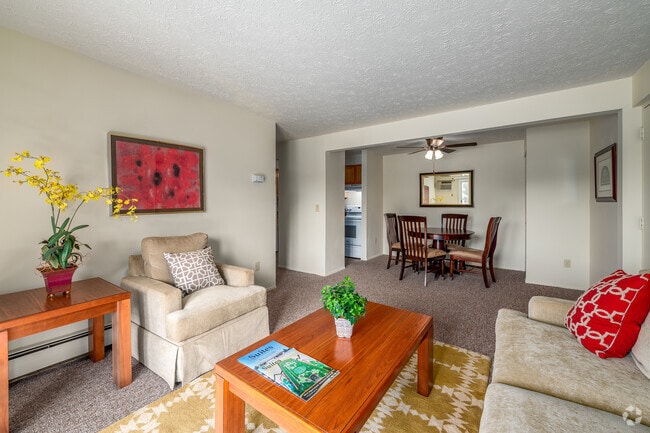 Model - 2BR, 1BA - 858SF - Living Room