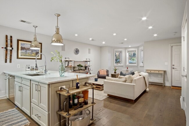 Photo - 1506 Q St NW Unit 1