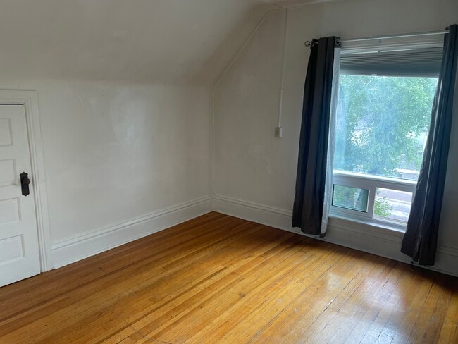 Photo - 701 S 4th St Unit Apt A