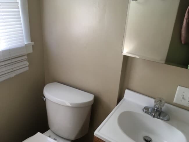 608 Depot St Unit second floor