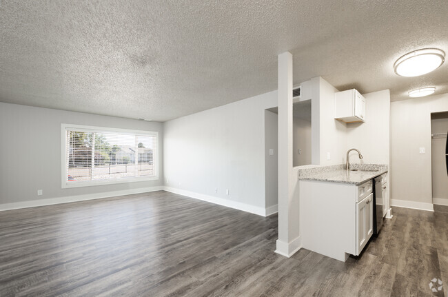 2BR, 1BA - 855SF - Living Room - Stone Canyon Apartments