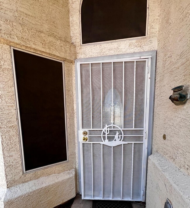 Photo - 1631 N Garrett Dr