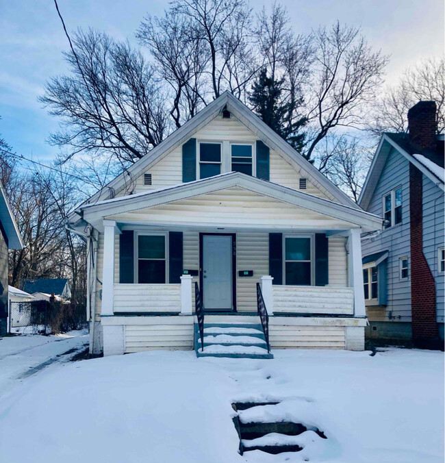 Photo - 958 Hunt St Townhome