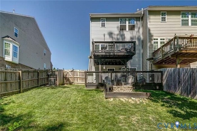 Photo - 441 Creekwillow Dr