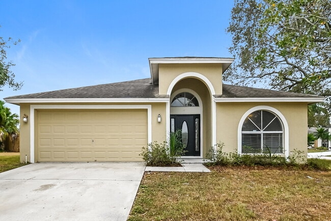 Photo - 1411 Forsyth Way