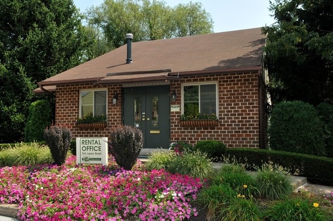 Leasing Office
