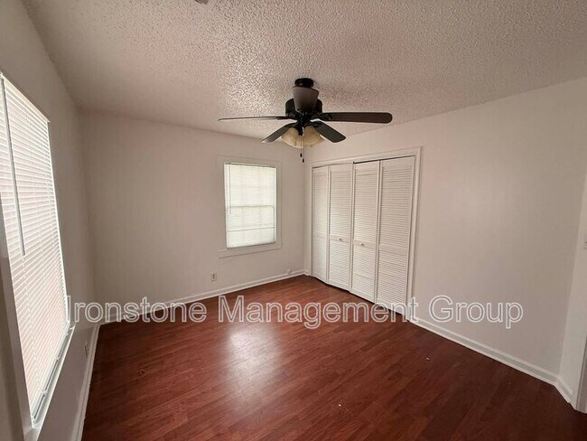 Photo - 3503 W 43rd St