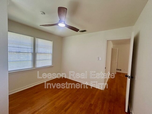 Photo - 154 Southfield Rd