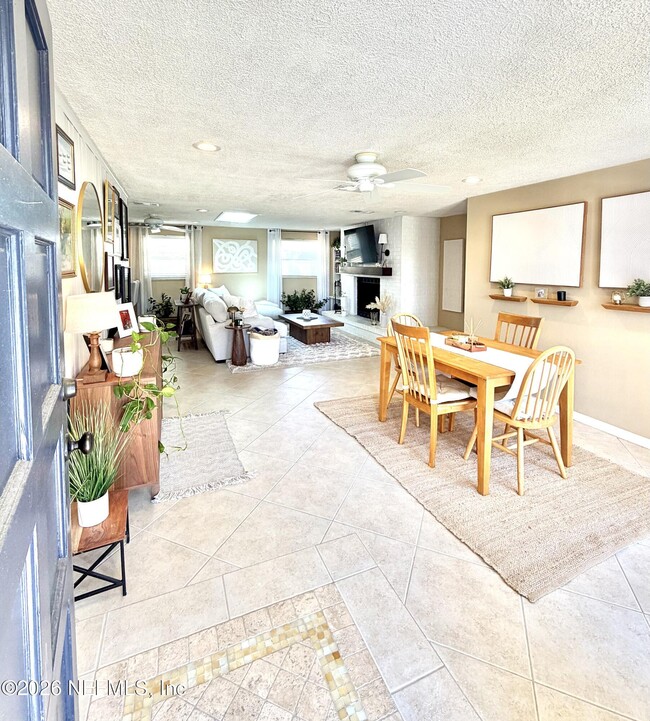 Photo - 25 Seatrout St