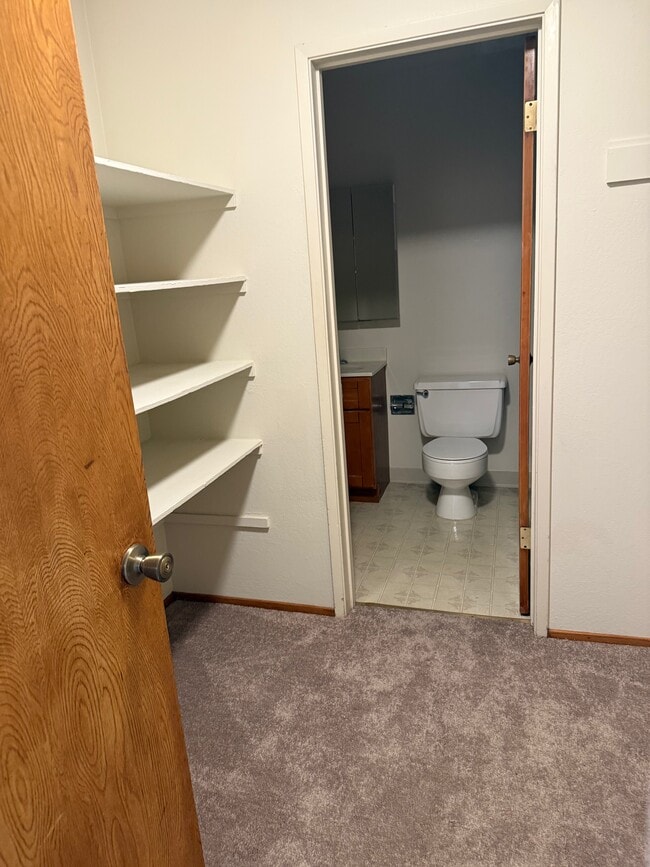 2000 Durant Ave