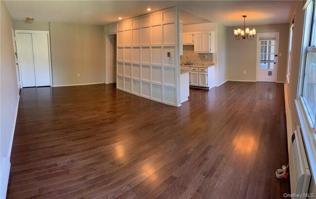 Photo - 565 Sierra Vista Ln