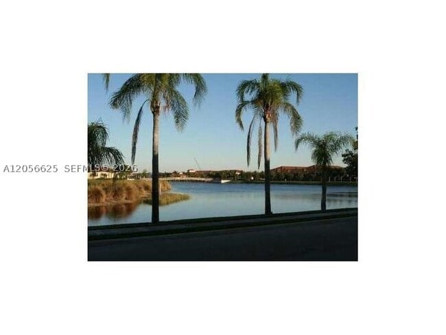 Photo - 2494 Centergate Dr Unit 103