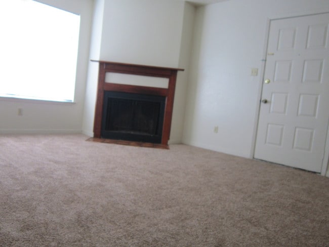 Country Crossing Apartments